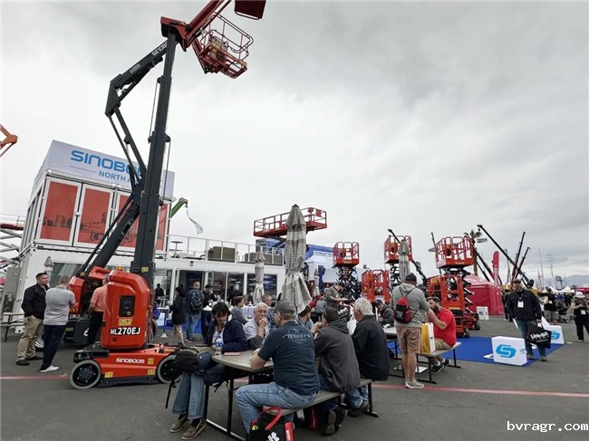 1678946643658039570.jpg 2.jpg