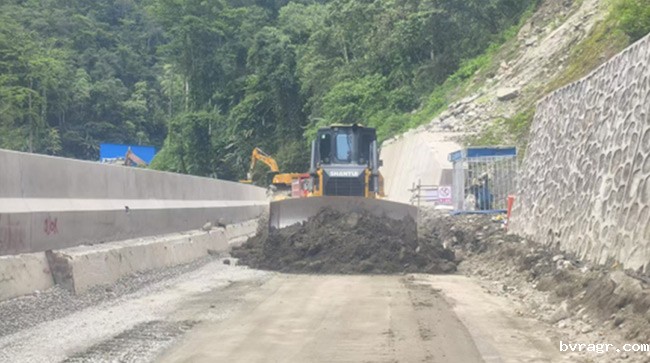 1753407566283046783.jpg 640.jpg