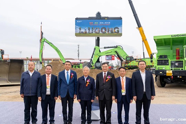 1758645556735066894.jpg 640-(1).jpg