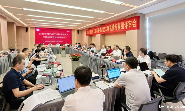 1761388857528082882.jpg 640.jpg